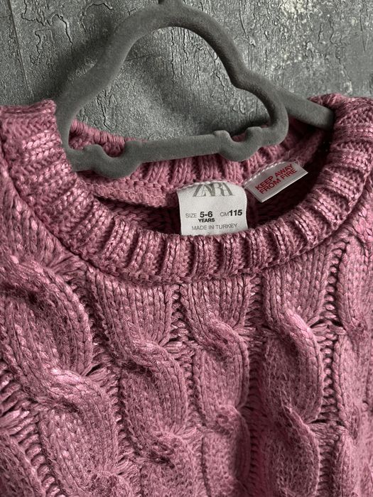 Zara sweterek dziewczecy 116