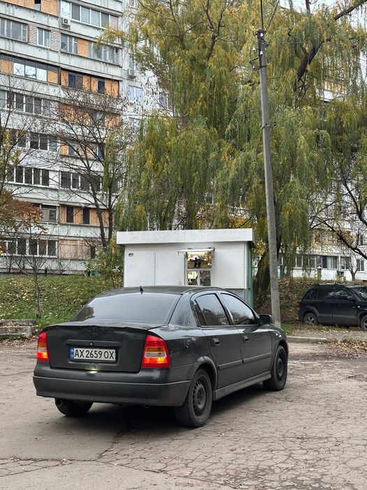 Avto Opel Astra 2008