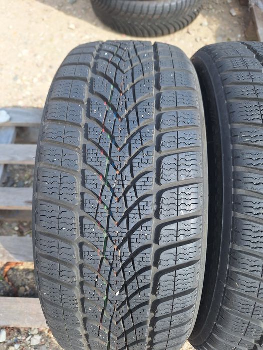 Opony zimowe Dunlop Winter Sport 4  205 45 r17 88Vd
