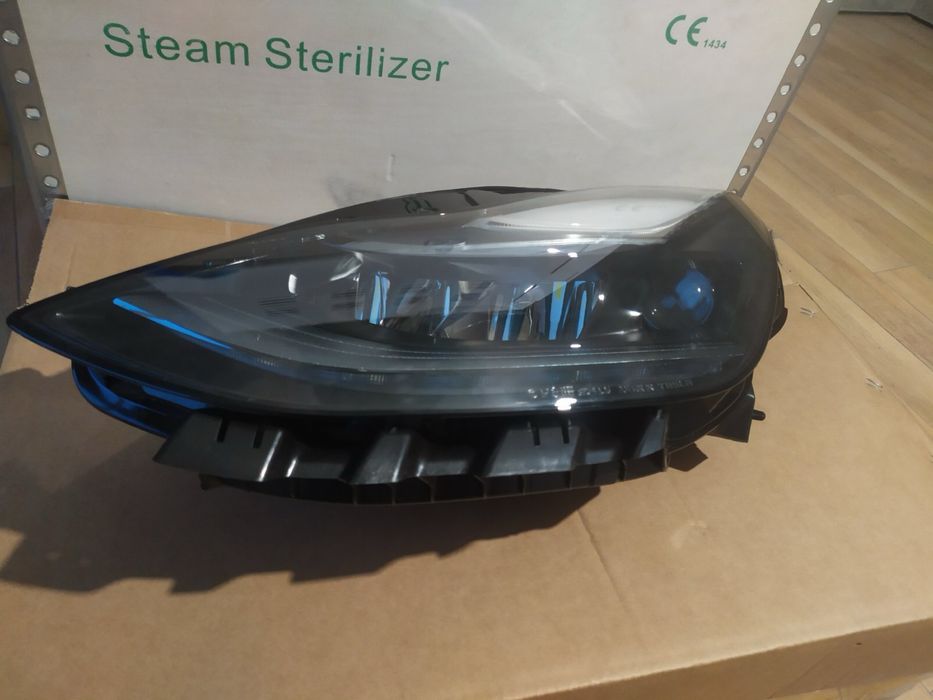 Фара Tesla Model 3 MY 2020-2024 лінза оригінал права та ліва