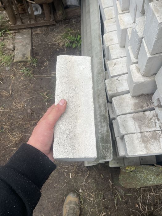 Продам силікатну цеглу