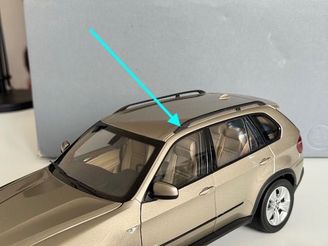 京商 BMW X5 4．4i 1/18 BMW X5 4.4i, 1:18 Kyosho - 11626930424 - oficjalne archiwum