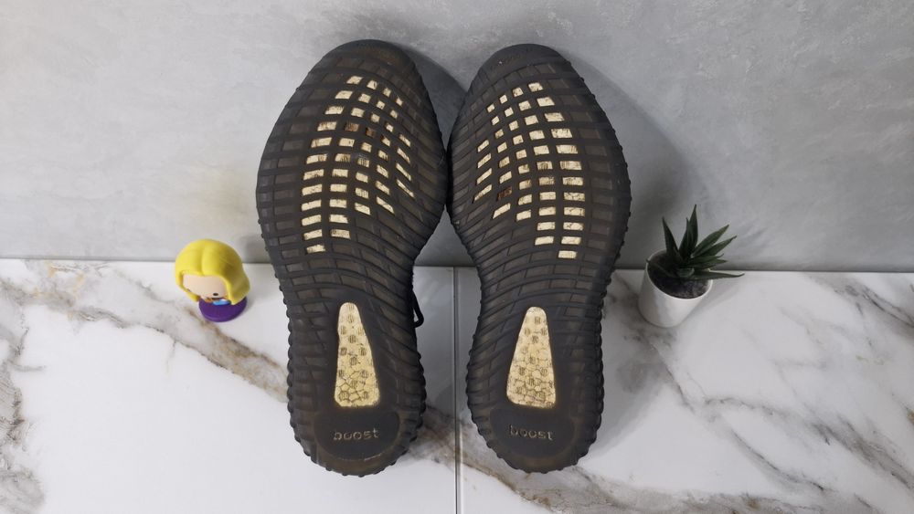 Кросівки Adidas Yezzy Boost 350 V2.Розмір 45