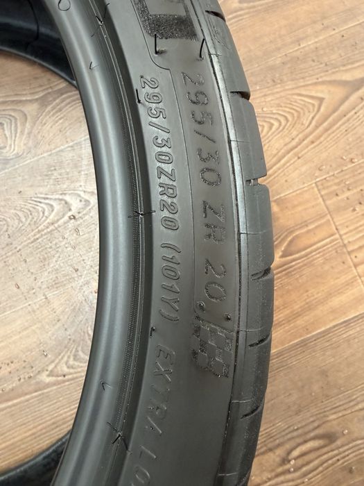 Шина Michelin 295/30/R20