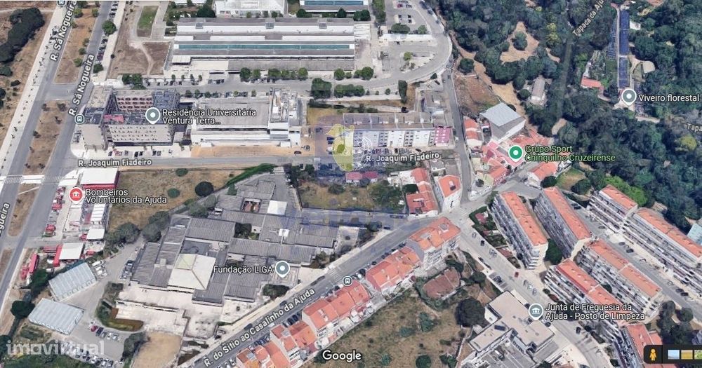 Terreno rústico com a possibilidade de passar a terreno urbano na Ajud