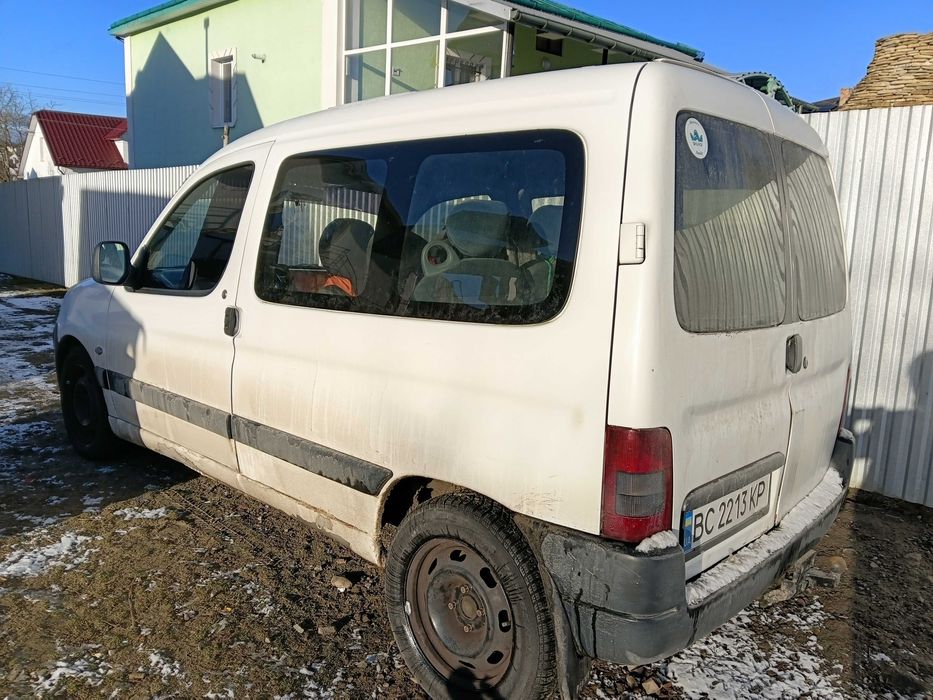 Пежо партнер пасажир 2,0 дізель