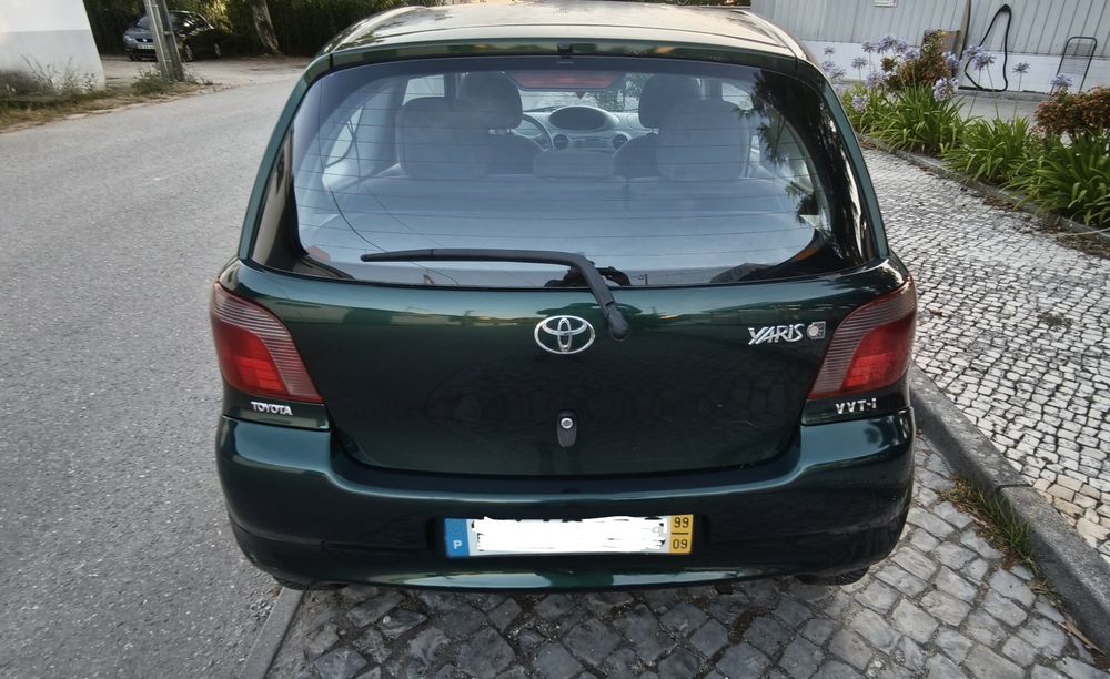 Toyota Yaris ano1999 gasolina