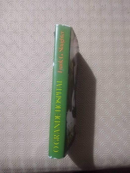 livros variados à venda