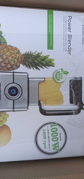 Блендер з чашой.Виробник Німеччина