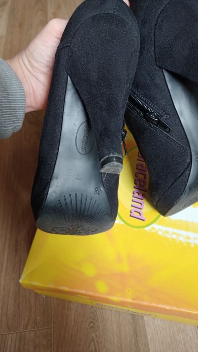 Buty botki na obcasie Graceland