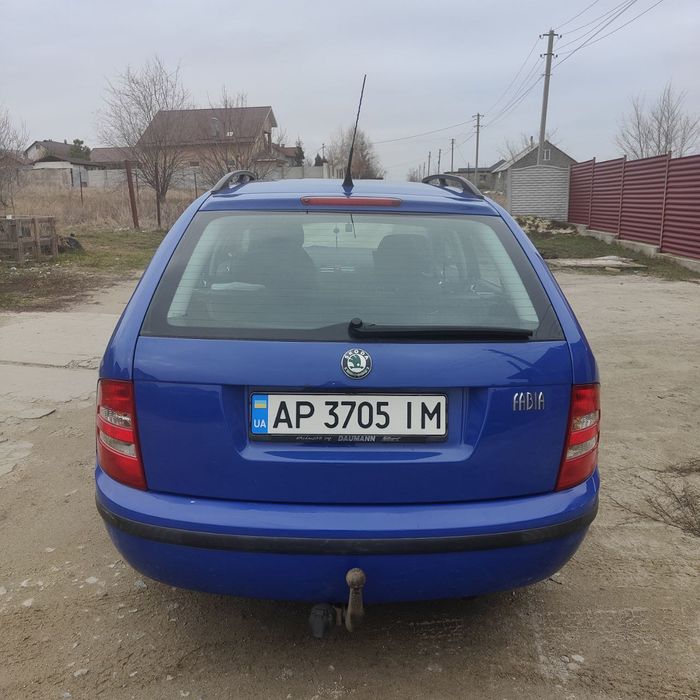 Продам Fabia 1.  2004 року