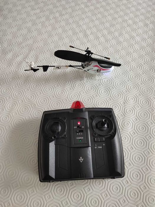 Remote-Controlled Helicopter MICRO COPTER - Functions but Does Not Take Off444788608463032324