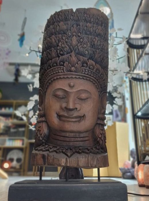 Escultura tronco maciço