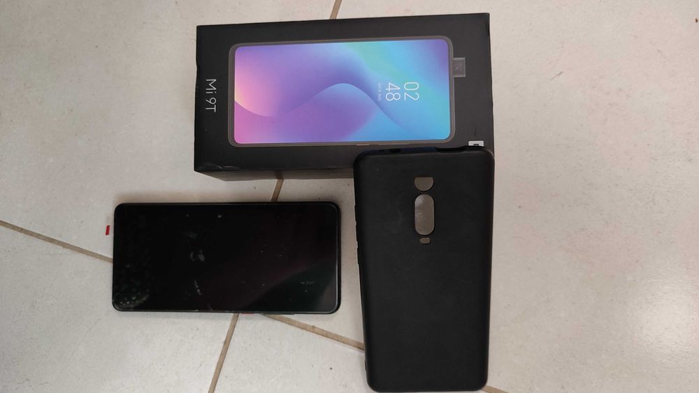 Telefon Xiaomi MI 9T CARBON BLACk 6 GB RAM, 64 GB ROM