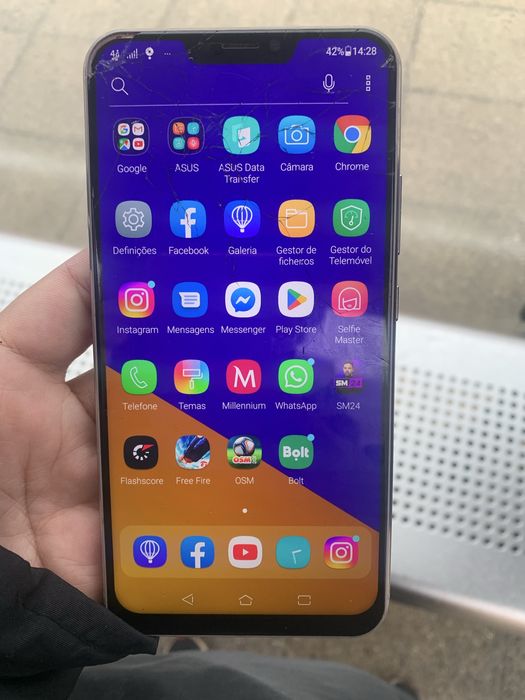 Asus zenfone 5 64GB 4 RAM