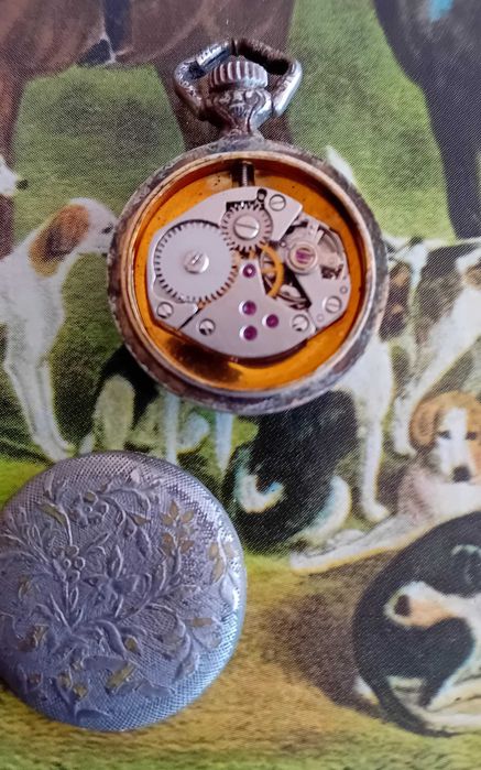 Relogio Valorus de Bolso Antigo