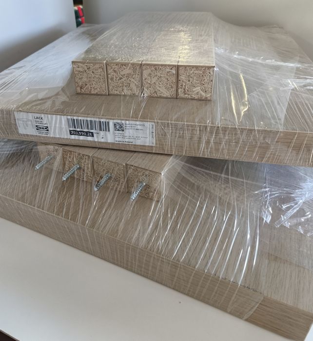 Mesa de apoio Lack IKEA quadrada