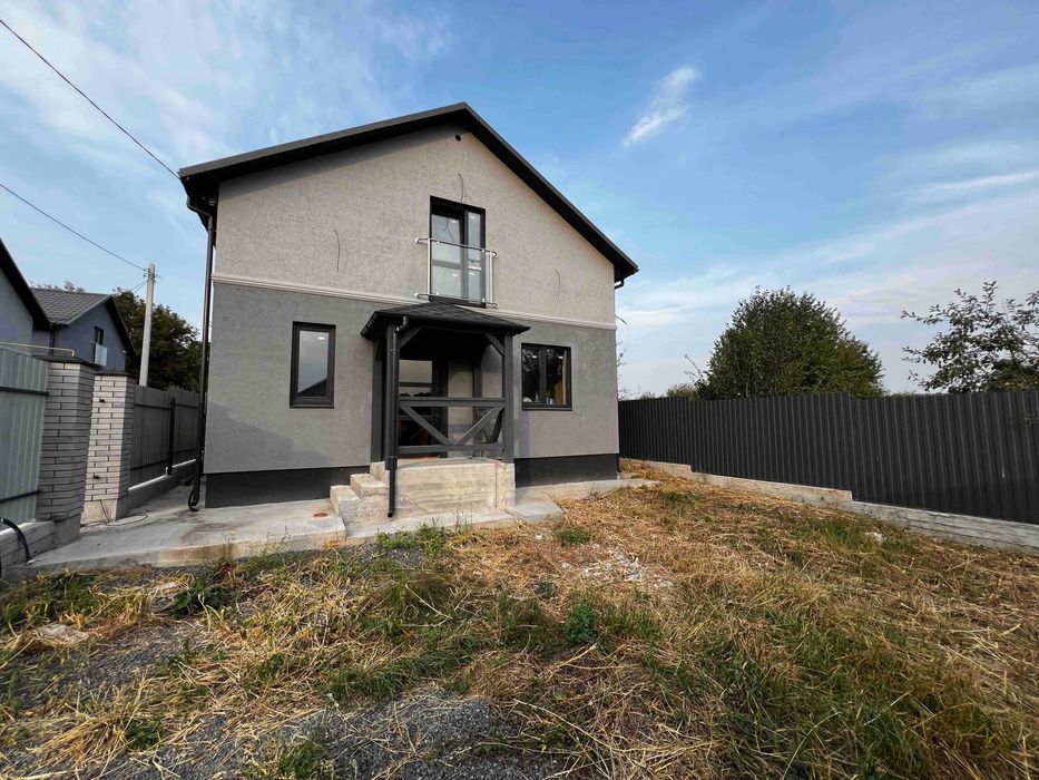 Продаж будинку в Шкуринцях