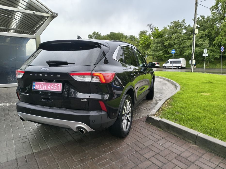 Ford escape 2021 Titanium