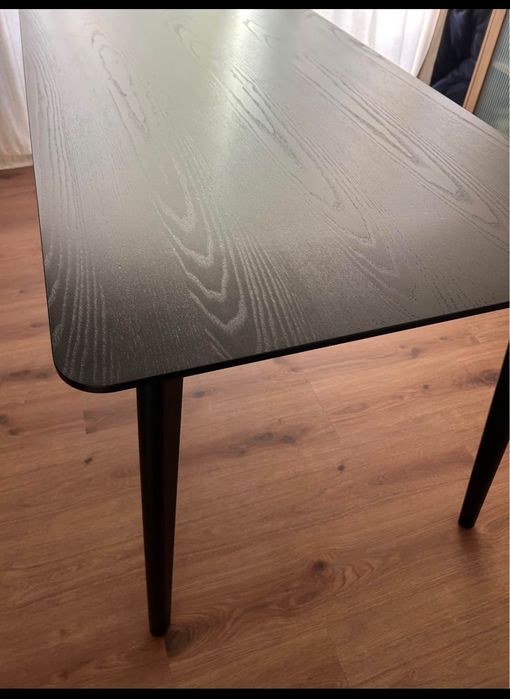 Mesa de jantar preta