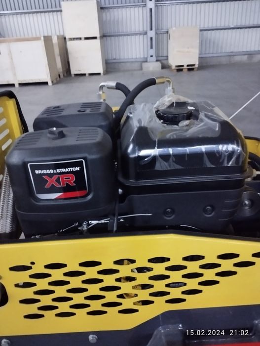 Walec drogowy 1 tona Briggs& Stratton U.S.A. orginał