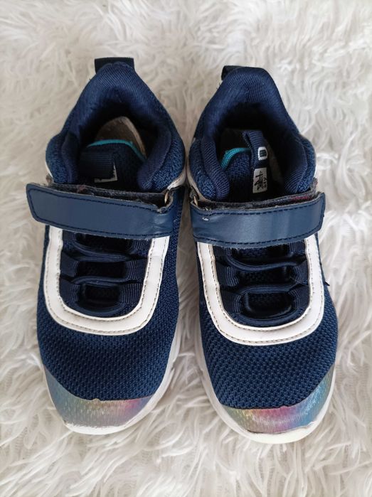 Buty chłopiec Adidaski rozmiar 28 wkładka 17.5 cm