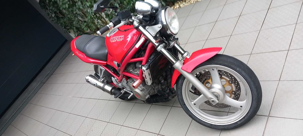 Suzuki bandit 400