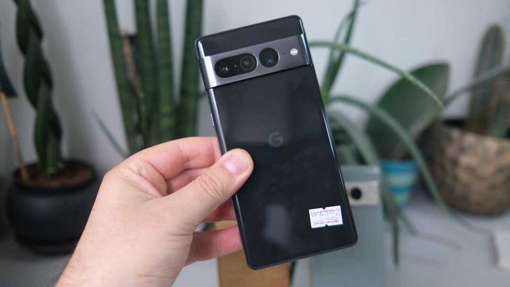 Google pixel 7 pro 256 gb neverlock гарний стан