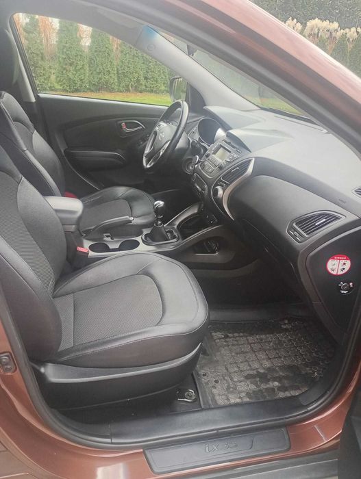 Samochód osobowy HYUNDAI IX35
