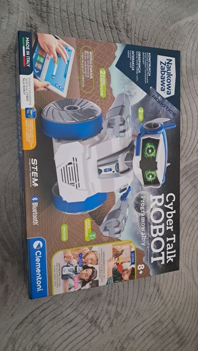 Cyber talk robot clementoni