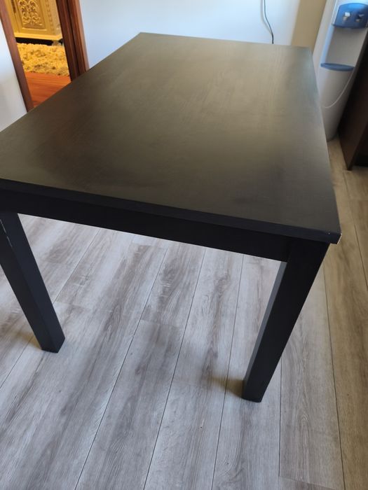 Mesa cor bangue como nova