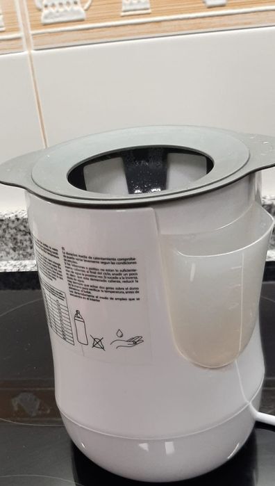 Aquecedor de Biberões Elétrico (18x13,5x18) Tigex