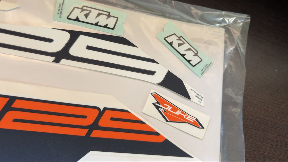 Kit autocolantes ktm duke 125