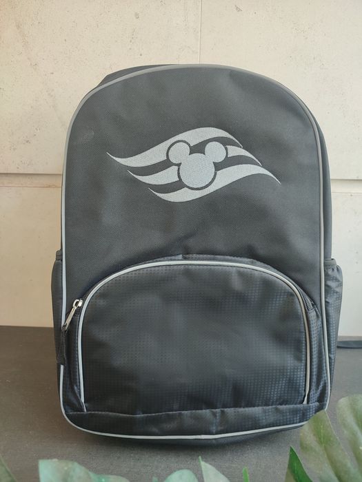 Mochila oficial Disney Cruise Line – como nova!