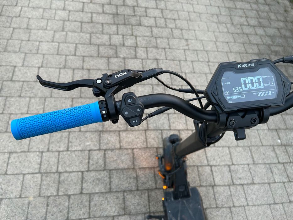 Hulajnoga Elektryczna Kukirin G2 Master 2000W 20,8AH 70KM 60km