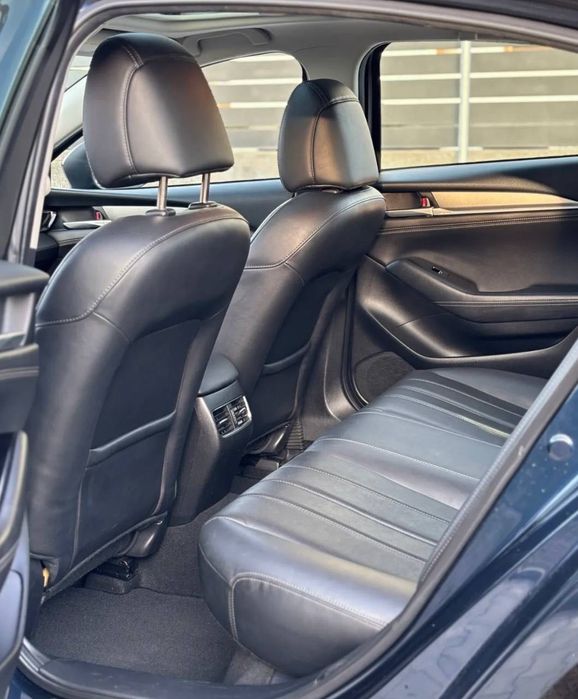 Mazda 6 2019 року