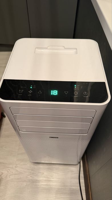 Кондиціонер zanussi мобільний