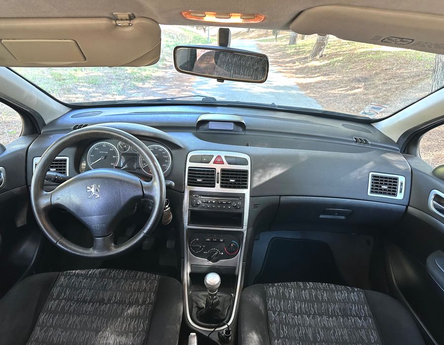 Peugeot 307 1.4hdi impecável