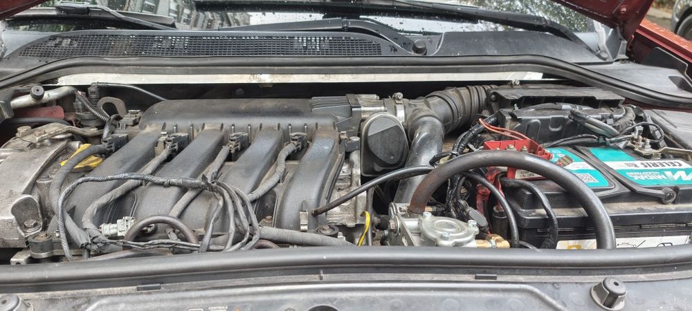 Renault Megan 2 (2.0 газ/бензин) по автівці все зроблено.
