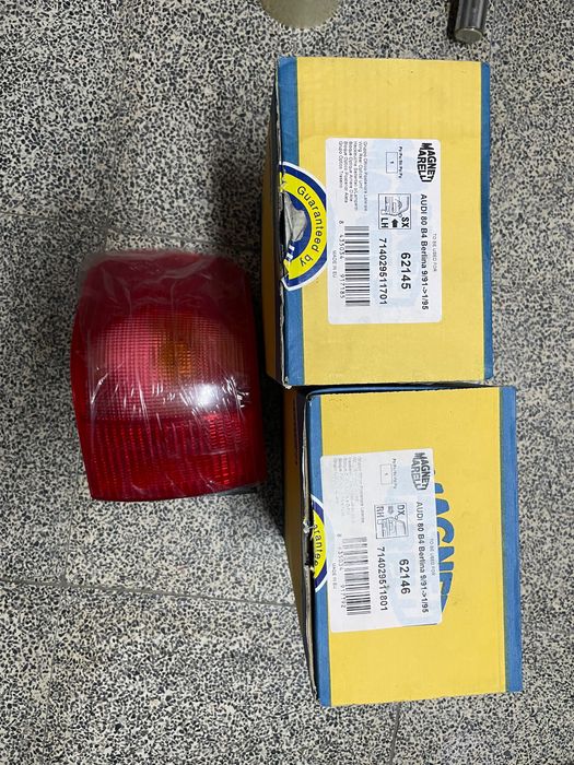 Par de Lanternas Traseiras Audi 80 B4 Sedan (1991-1995) Magneti Marelli Novas