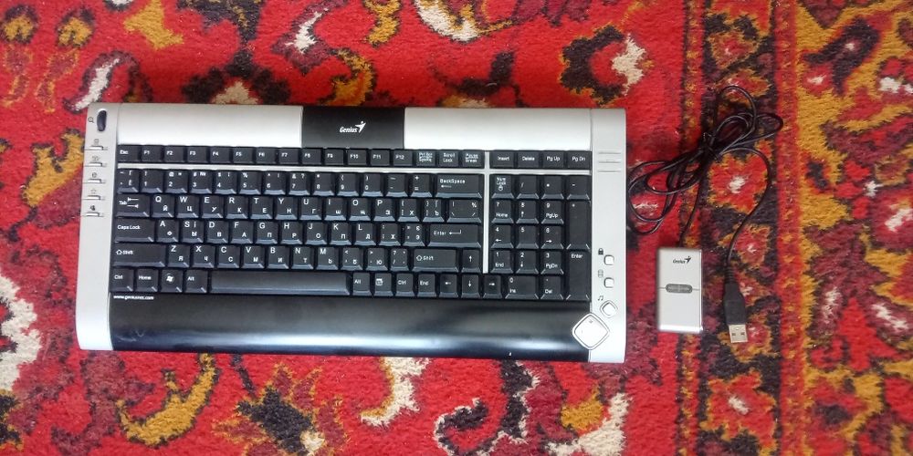 Бездротова клавіатура Genius LuxeMate 635 Laser