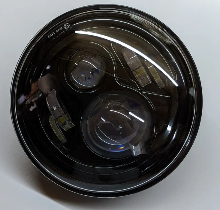 Фара нива ваз 7 дюймів чорна ближній/дальній  60 ватт