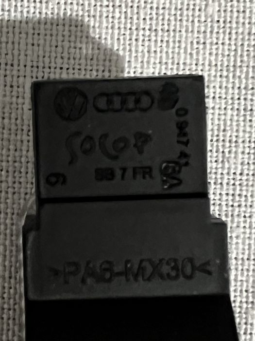 Підсвітка дверей Audi / VW 4b0947415A – робоча, оригінал