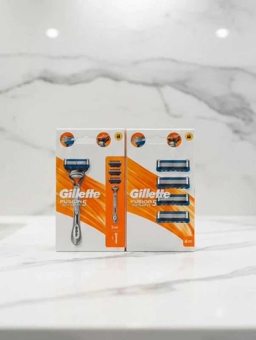 Zestaw Maszynka do golenia Gillette Fusion 5 Sport + 7 wkładów