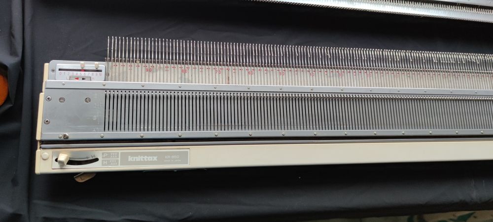 В'язальна Японська машинка. knittax KH 894

KH-894

MADE IN JAPAN FA