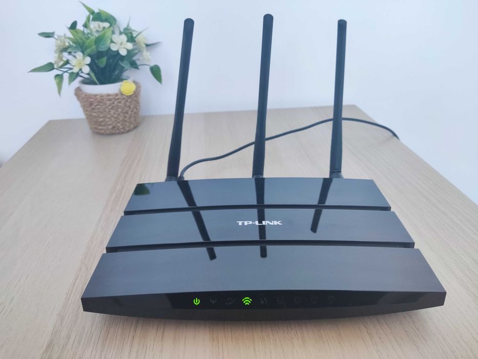 TP-LINK TD-W8970 - router, modem ADSL2+, punkt dostępowy Wi-Fi