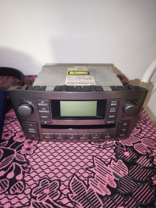 Radio Toyota Avensis T25