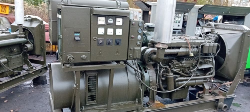 Prądnica 3 fazy 100 kw 125 kva Czeska 180 amp nieużywa z ramą + sterow