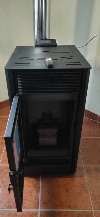 Salamandra Pellets Ecotermal Perfect 7,5 kW e/ou Tubagem