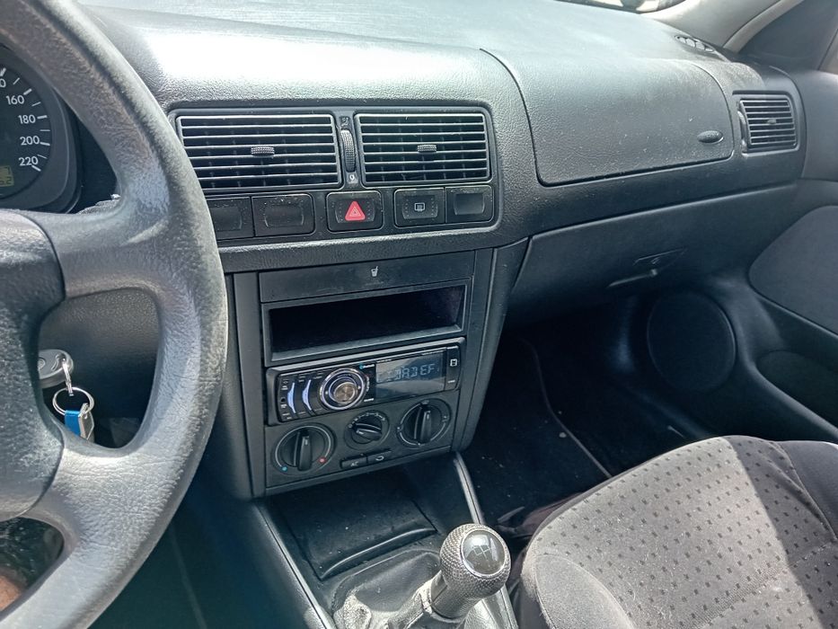Golf4 1.4 16V Versão Confort